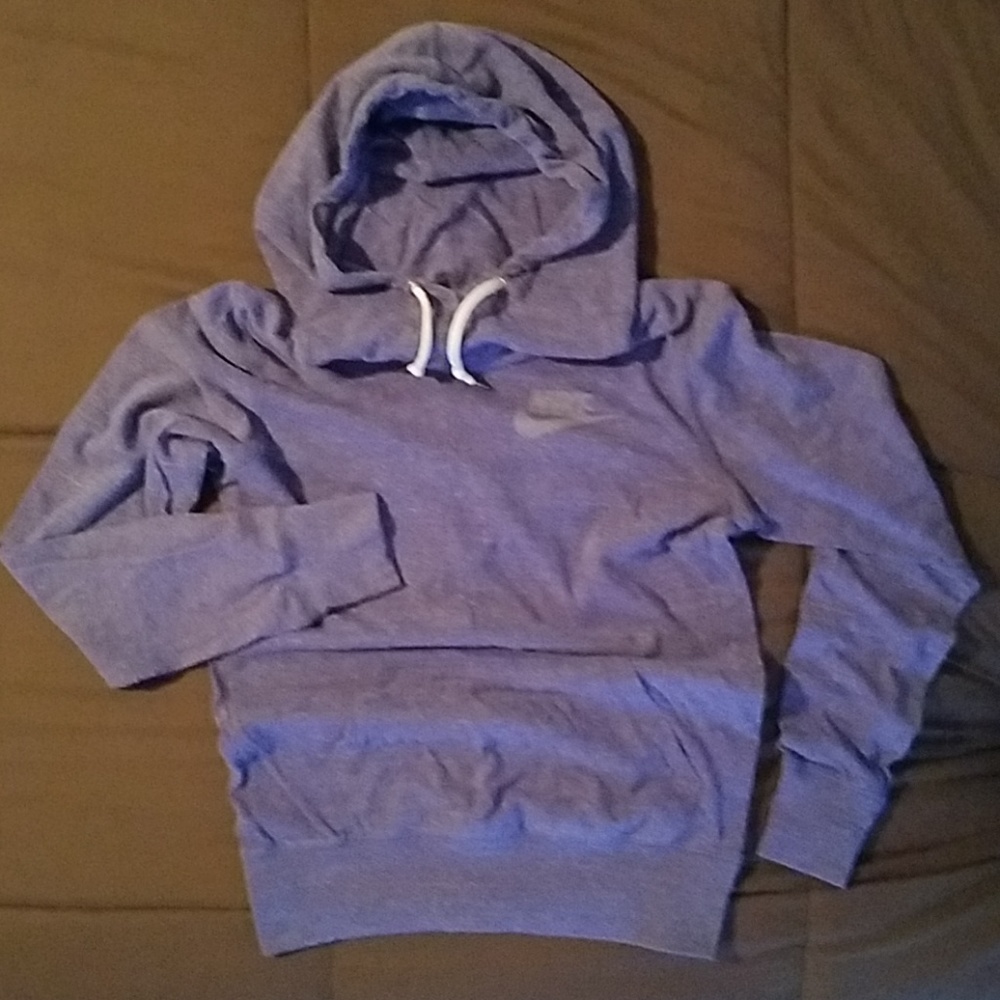Nike long sleeve pullover hoodie